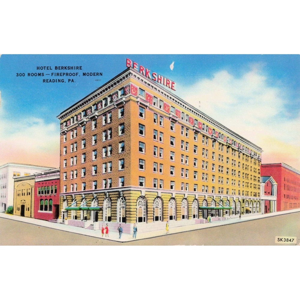 Vintage Hotel Berkshire Reading PA Postcard 1954 Linen Colourpicture SK3847